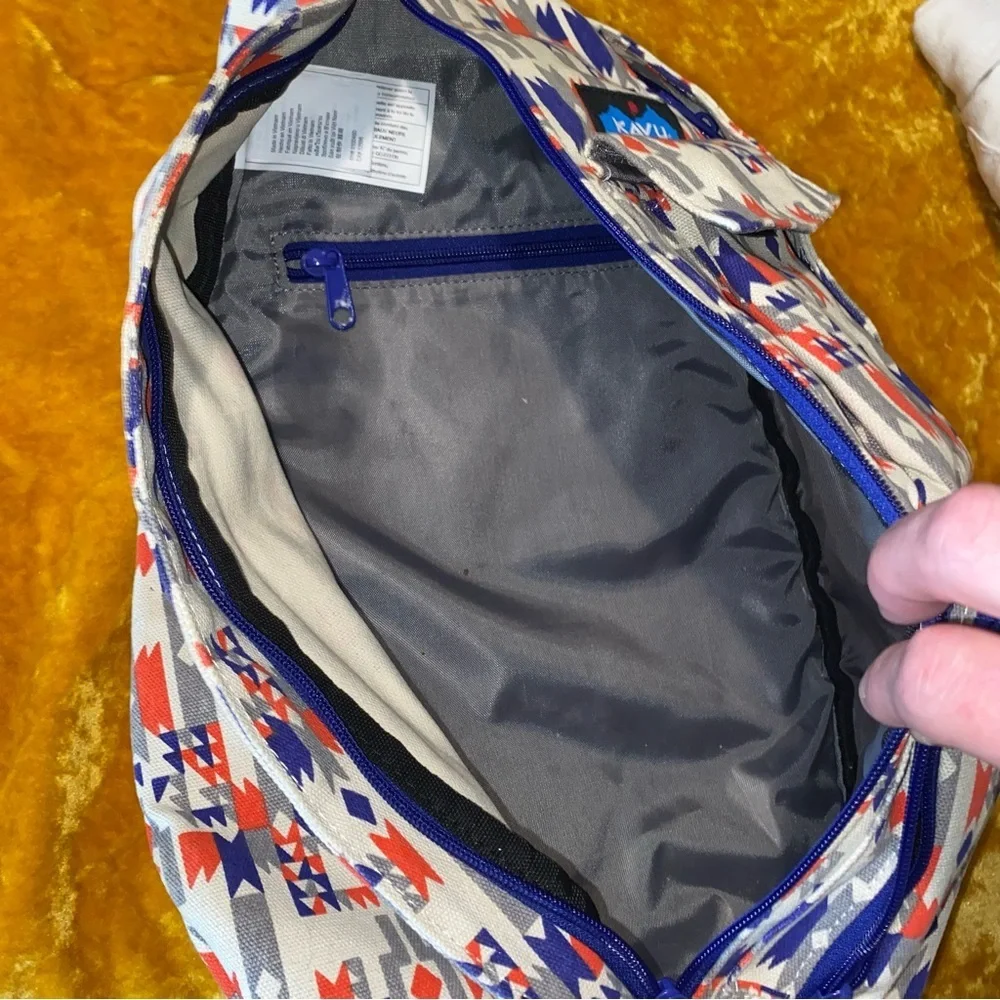 KAVU Rope Sling Bag Tribal Geometric Print Crossbody Backpack